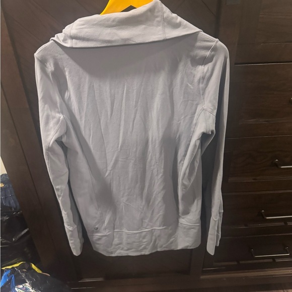 Vintage Lululemon gray stretch long zip up mock neck size 10 - Picture 2 of 3